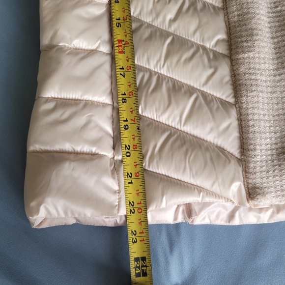 Calvin Klein Women's Ivory Puffer Jacket - Picture 9 of 9